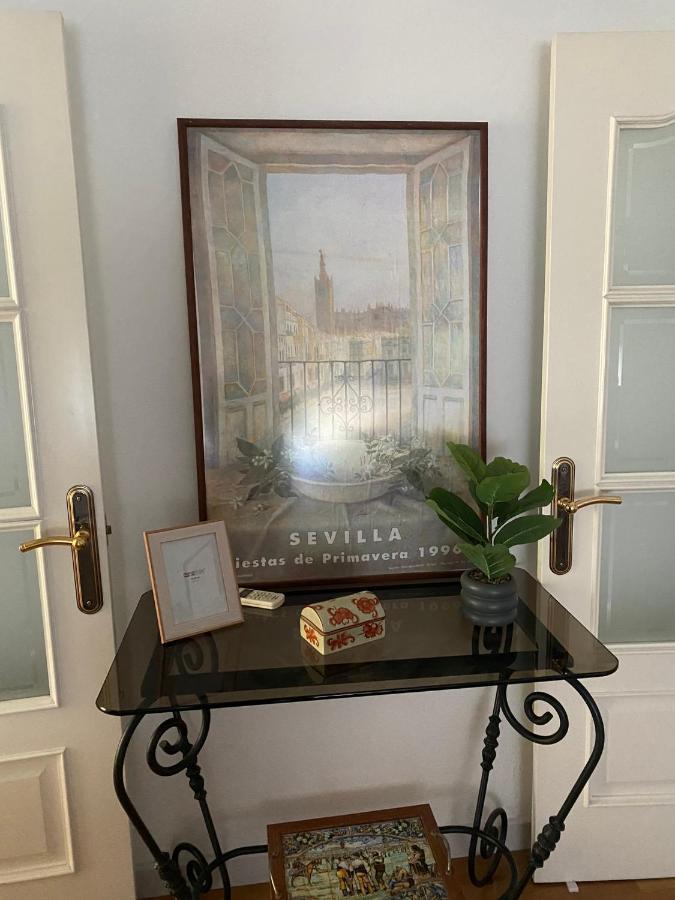 Acogedor Apartamento En Pleno Corazon De Triana Sevilla Exterior foto